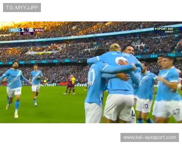 哈兰德禁区混战中补射再下一城